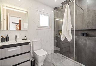 Piso en alquiler en Los Naranjos - Las Brisas en Marbella