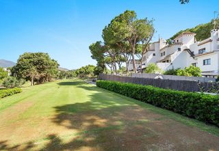 Piso en alquiler en Los Naranjos - Las Brisas en Marbella