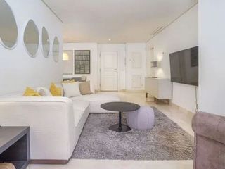 Piso en alquiler en Los Naranjos - Las Brisas en Marbella