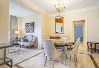 Piso en alquiler en Los Naranjos - Las Brisas en Marbella