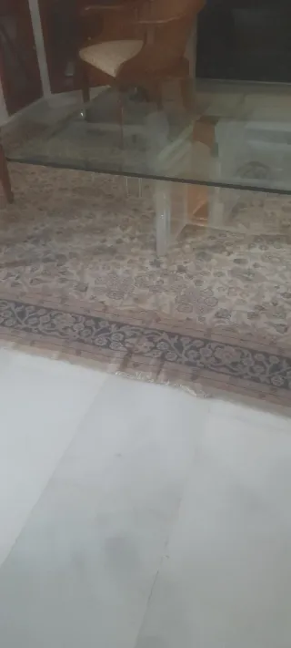 Alfombra artesana de lana hecha a mano
