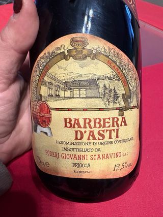 2 Bottiglie Vuote Barbera D'Asti e Barbera 1967