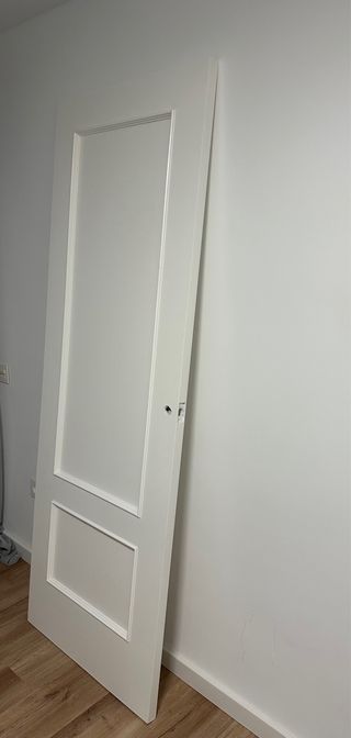 Puerta madera maciza blanca