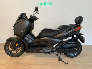 YAMAHA XMAX 125