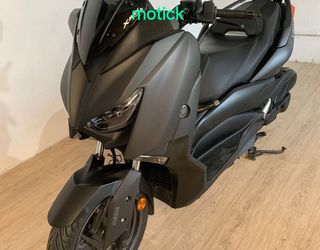 YAMAHA XMAX 125