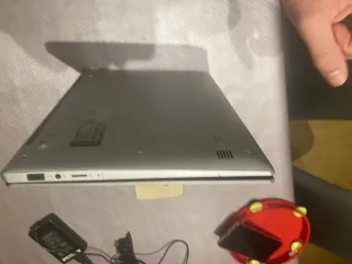 Ordenador portátil Lenovo gris