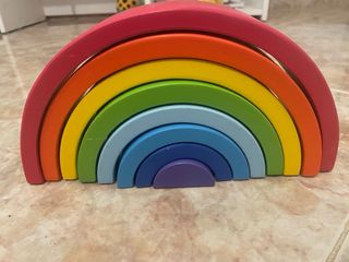 Arcoíris Montessori Madera