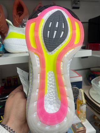 Adidas Ultraboost Zapatillas Blancas y Amarillas