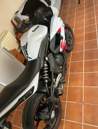 Kawasaki ER6F