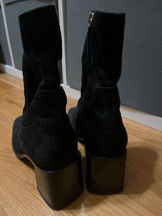 Botines negros tacón cuadrado
