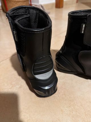 Botas de Moto Negras