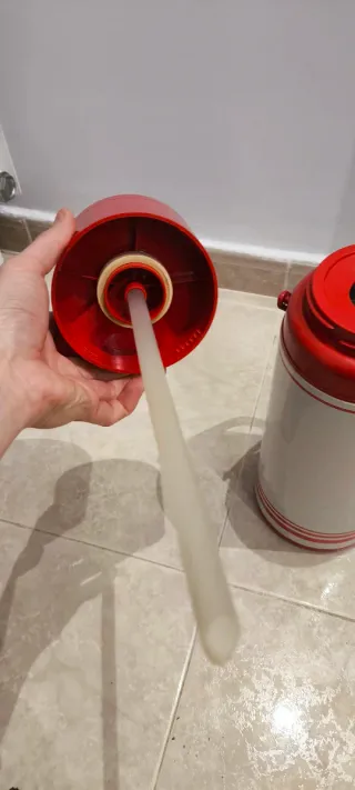 Termo Móvil Valira 2L Rojo/Blanco