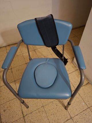 Cama articulada geriatría metal y madera