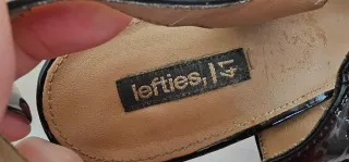 Zapatos de tacón negros