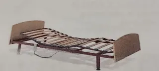 Cama articulada con patas