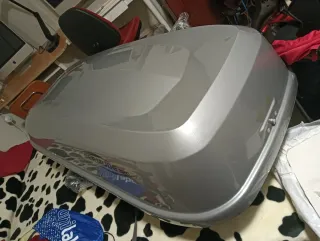 Baúl  o cofre portaequipajes más barras