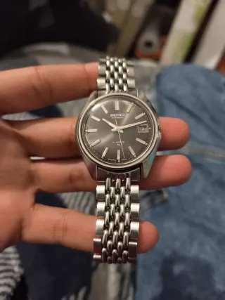 Reloj Seiko Automático Negro y Plateado