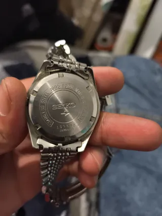 Reloj Seiko Automático Negro y Plateado