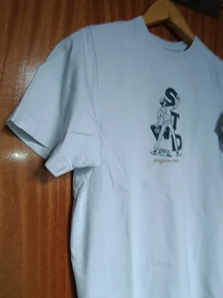 Camiseta Pull&Bear Blanca Grafiti Espalda XS STWD