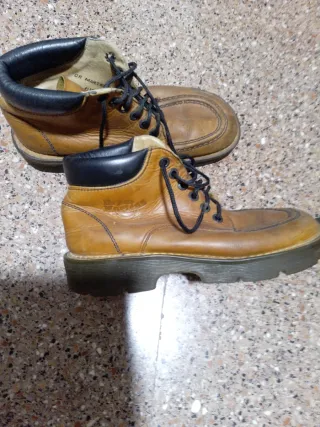 Botas Dr. Martens Talla 42 Marrones