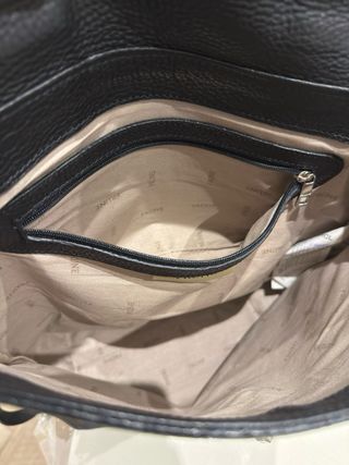 Mochila de cuero negra