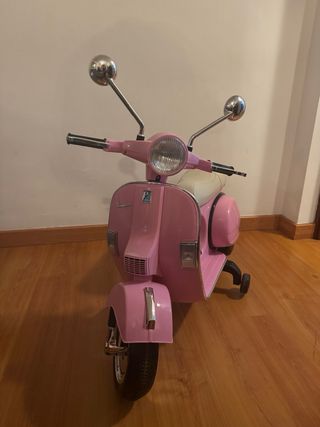 Moto Eléctrica Infantil Rosa Estilo Vespa