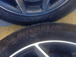 Llantas BMW Originales 18” + Neumáticos 225/50 R18