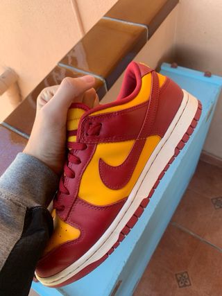 Nike Dunk Low Rojo y Amarillo