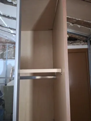 Armario de espejo madera y metal