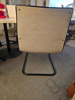 Set di 2 poltrone da ufficio confidenti con base a rotelle