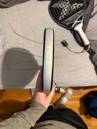 Pala de pádel NOX AT10 Genius 18K