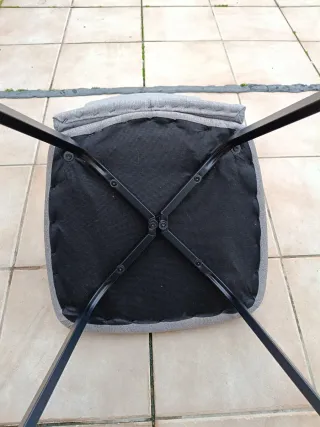 4 Sillas de comedor gris