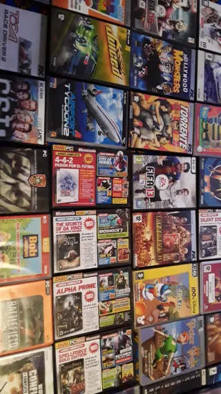 Lote 33 juegos PC