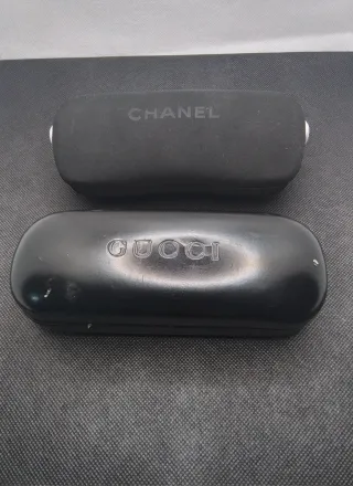 Estuches fundas gafas Chanel y Gucci vintage