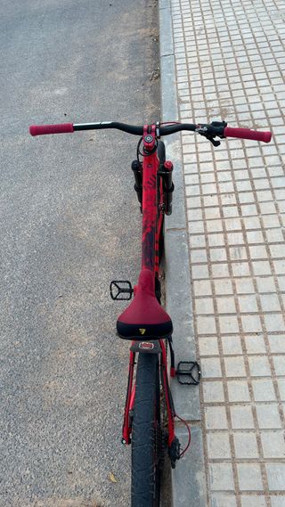 Bicicleta Ghost Stunt / Wheelies