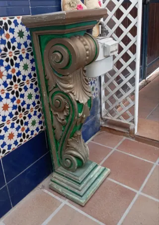 Ménsula Decorativa Antigua Escayola Dorada y Verde