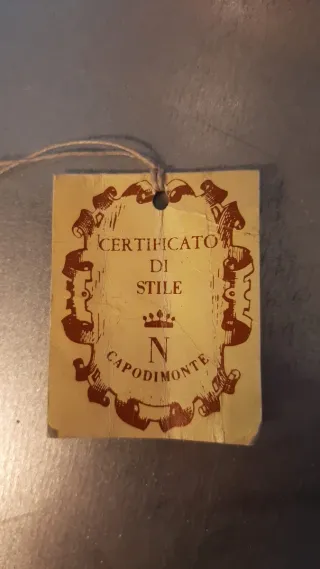 Jarrón Capodimonte Porcelana Flores Doradas