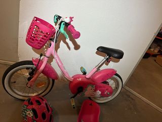 Bicicleta niña rosa con cesta y sillita