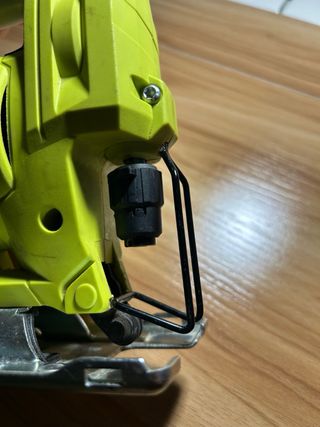 Sierra de calar Ryobi RJS720