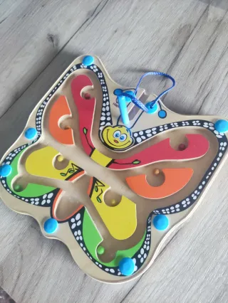 Laberinto magnético mariposa Hape