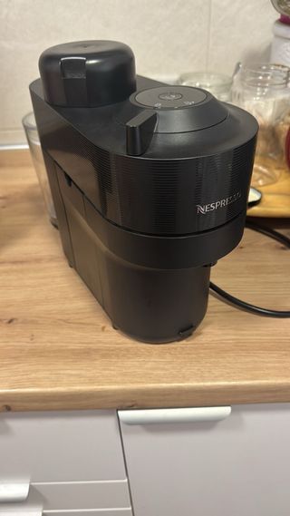 Cafetera Nespresso Negra