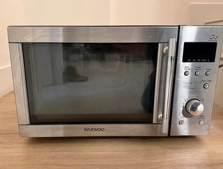 Microondas Daewoo con Grill