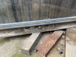 Chimenea de hierro fundido con cristal