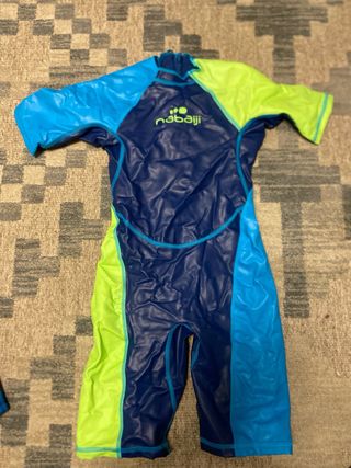 Lote trajes neopreno 3, 4 y 5 años