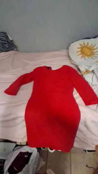 Gran lote de ropas y accesorios mujer....hay mas