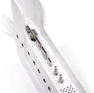 Base Henge Docks MacBook Pro 2009