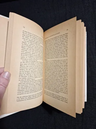 J.R.R. Tolkien. El Silmarillion [Primera edición]