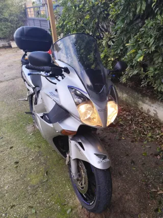 Honda VFR 800 VTEC