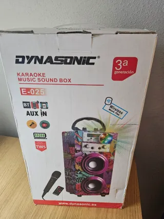 Karaoke Portátil Dynasonic E-025