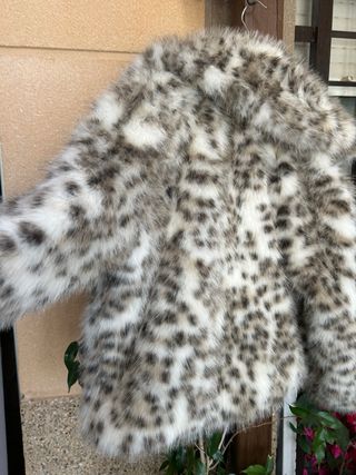 Chaqueta pelo efecto leopardo Stradivarius Talla M